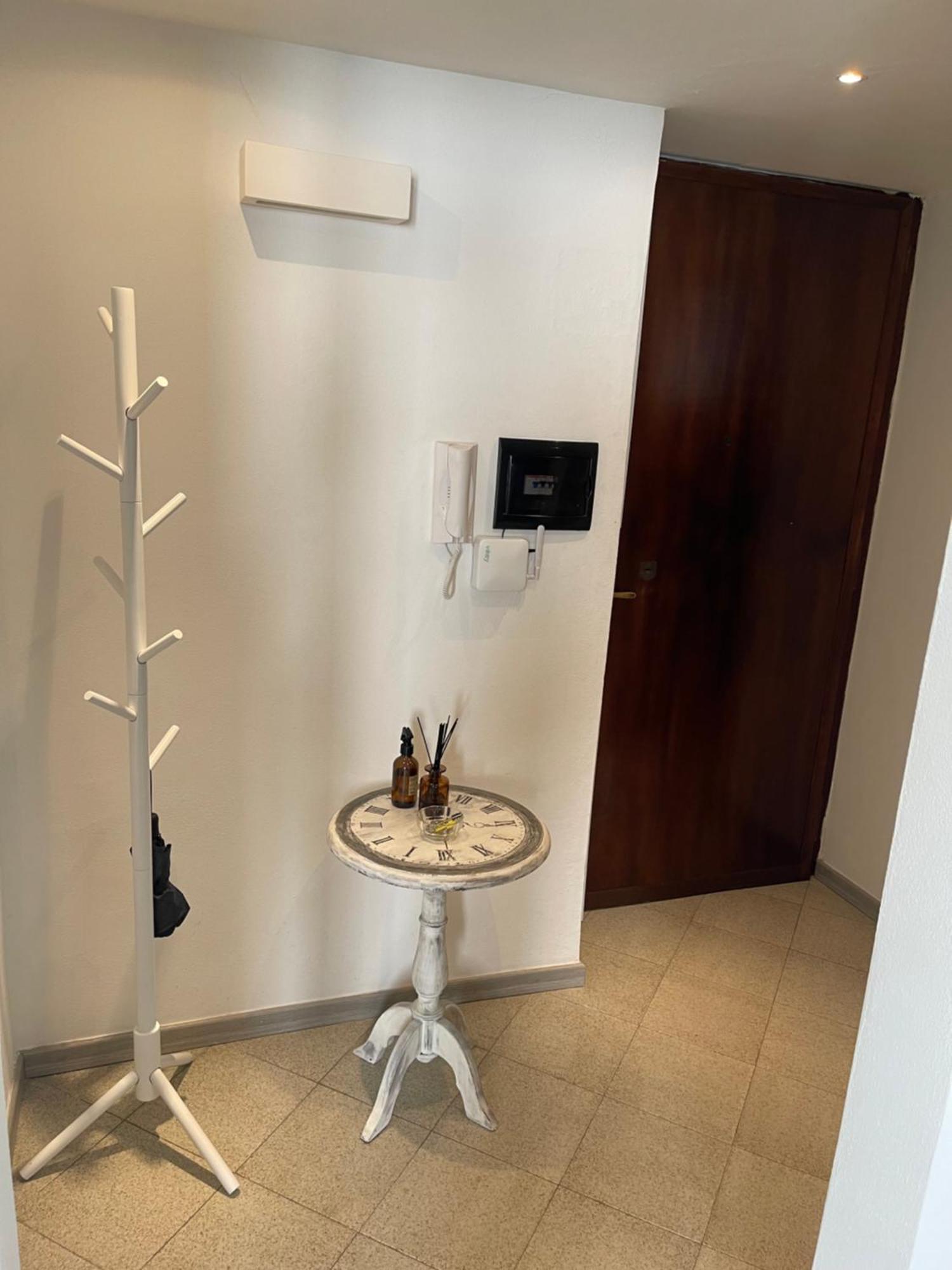 Apartmán Bilocale Zona Navigli Milán Exteriér fotografie